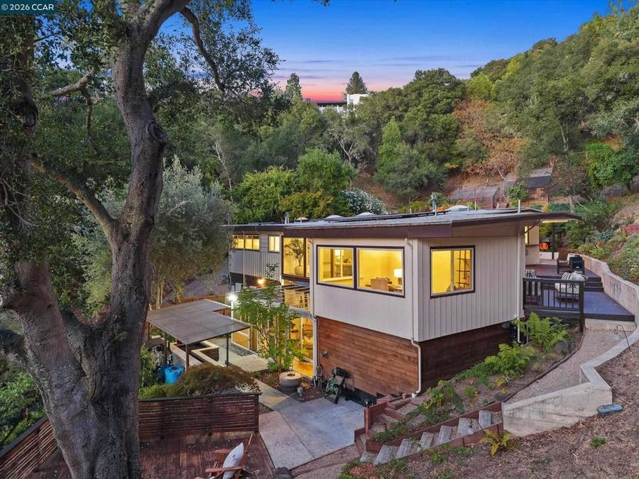 Property photo for 30 Dias Dorados, Orinda, CA