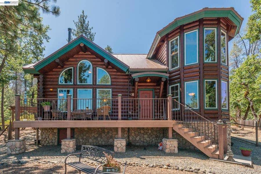 Property photo for 600 Top of The Grade, Douglas City, CA