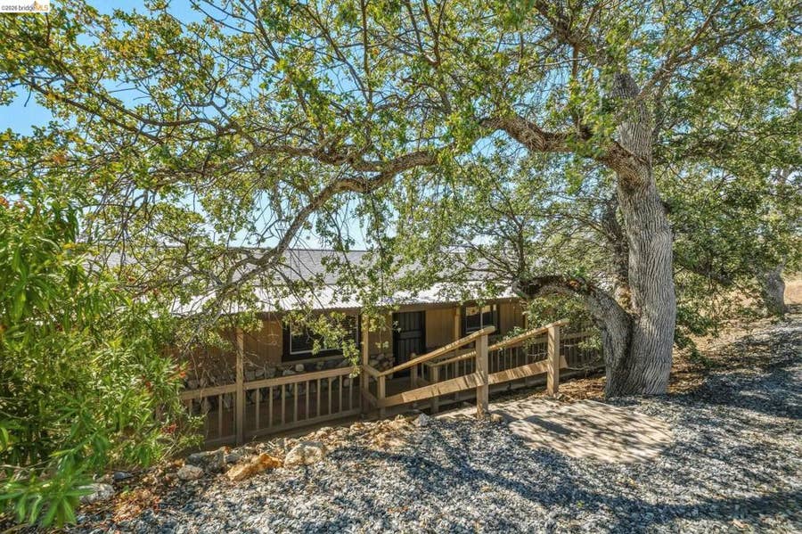 Property photo for 2481 Stoney Court, La Grange, CA