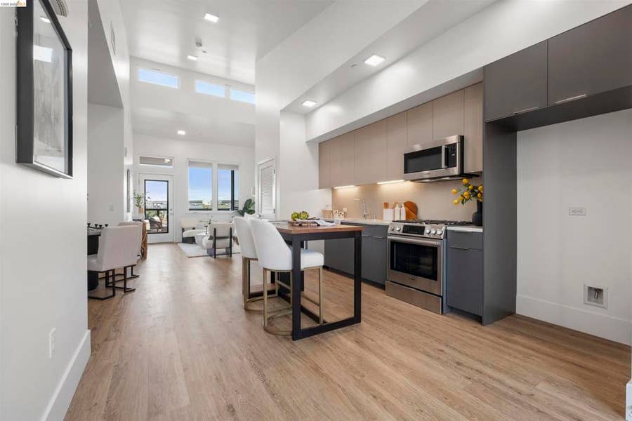 Property photo for 1545 32nd Street, #214, Oakland, CA