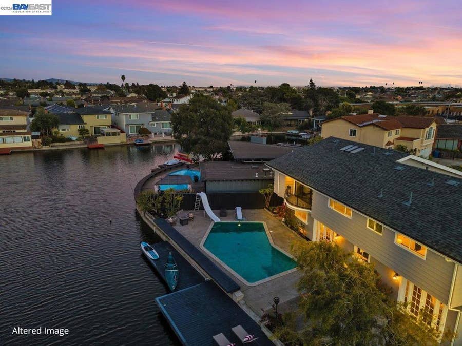Property photo for 612 Fortress Isle, Alameda, CA