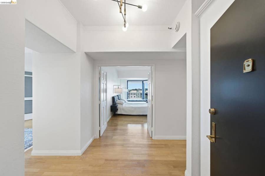 Property photo for 6363 Christie Ave, #606, Emeryville, CA