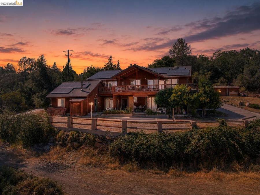 Property photo for Sonora, CA