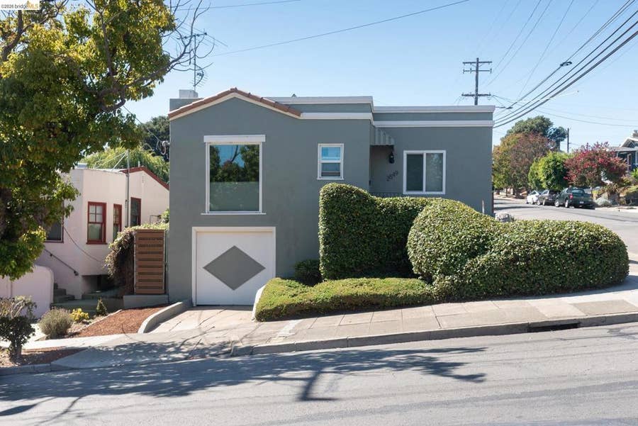Property photo for 2549 monticello av, Oakland, CA