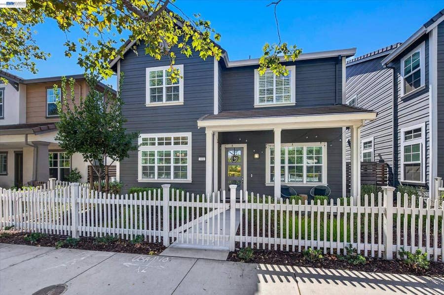Property photo for 3868 Stanley Blvd, Pleasanton, CA