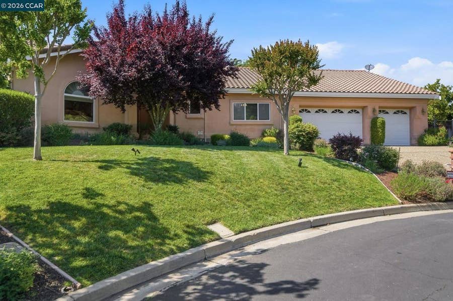 Property photo for 2426 Heritage Oaks Dr, Alamo, CA