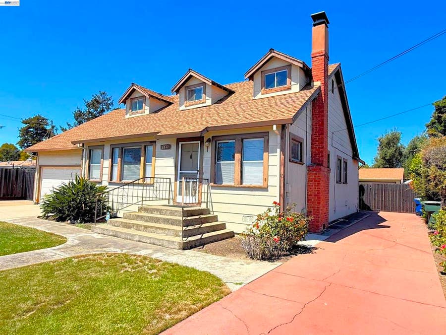 Property photo for 2241 W Avenue 135Th, San Leandro, CA