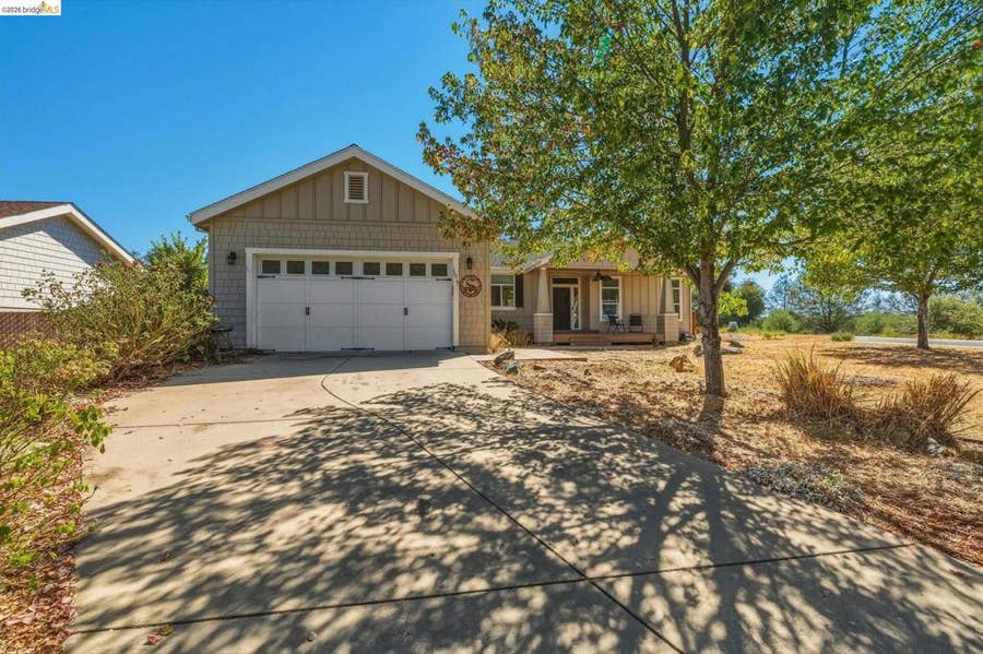 Property photo for 11019 Mountain Vista Ct, Jamestown, CA