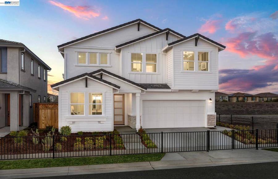 Property photo for 325 E Beatrice Avenue, Mountain House, CA