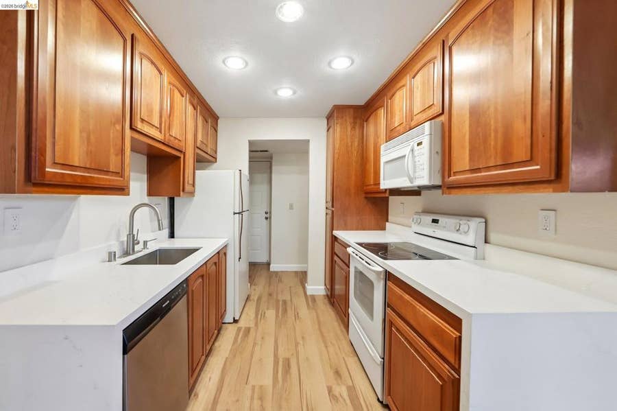 Property photo for 605 Center Ave, Martinez, CA