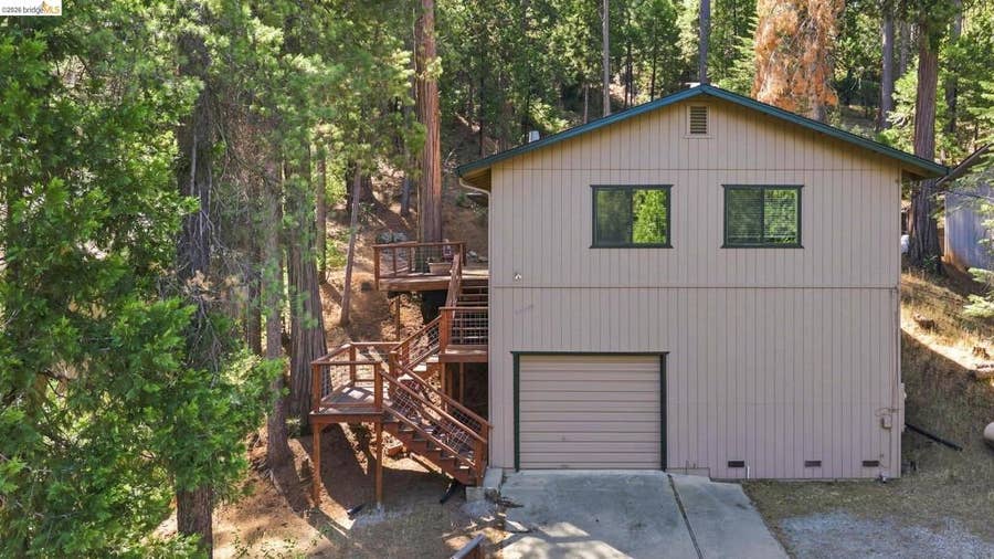 Property photo for 22435 Ponderosa Dr., Twain Harte, CA