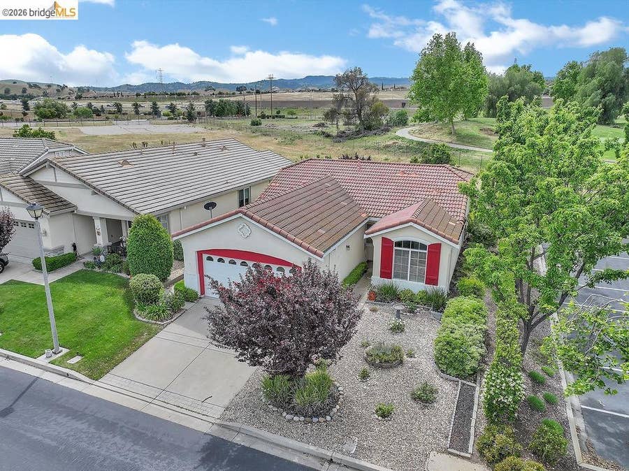 Property photo for 987 Centennial Dr, Brentwood, CA