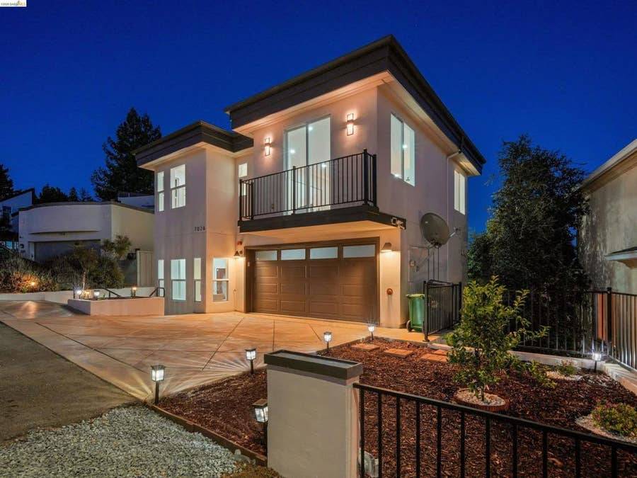 Property photo for 7026 Devon Way, Berkeley, CA