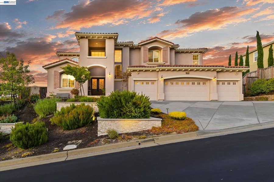 Property photo for 3182 Ashbourne Cir, San Ramon, CA