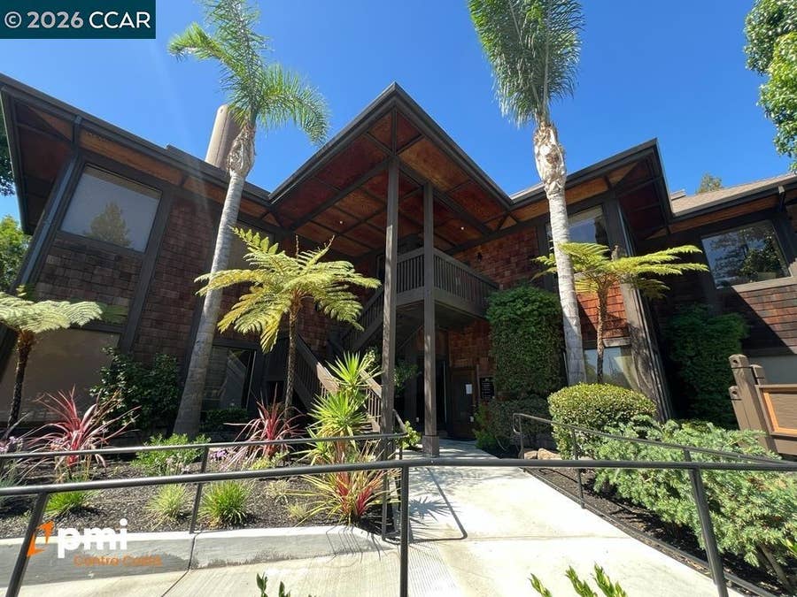 Property photo for 811 San Ramon Valley Blvd, Danville, CA