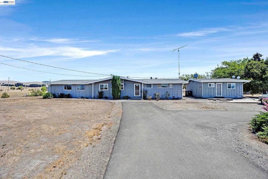 Property photo for 3883 Dagnino Rd, Livermore, CA