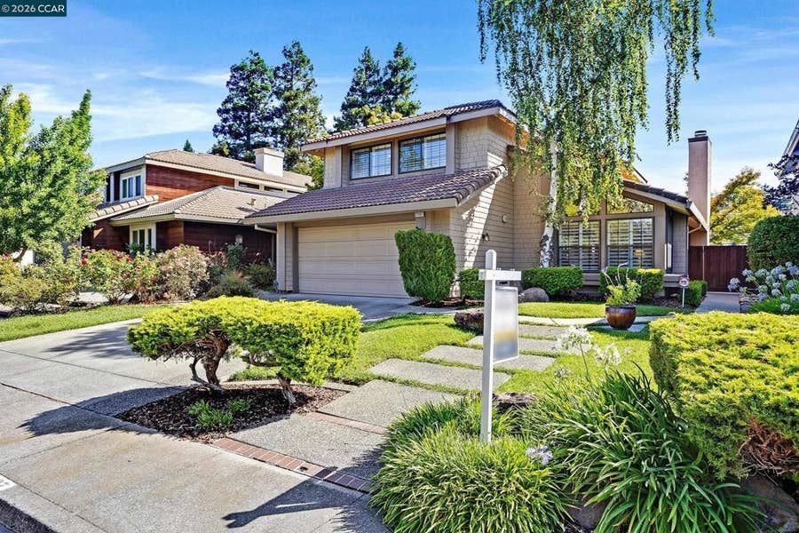Property photo for 7297 Castle Dr, Dublin, CA