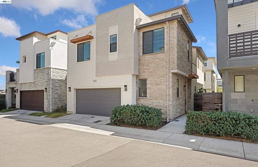 Property photo for 5915 Abbott St, Dublin, CA