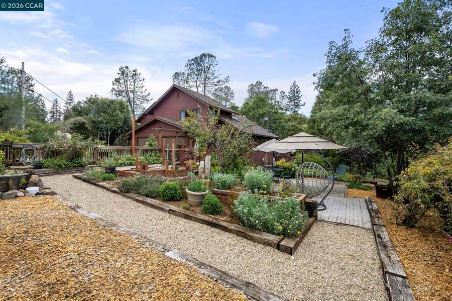 Property photo for 5184 Darby Russell Rd, Murphys, CA