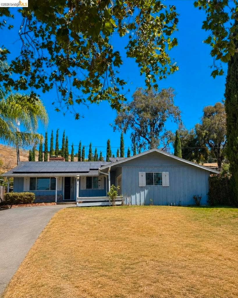 Property photo for 1480 Delwood St, Vallejo, CA