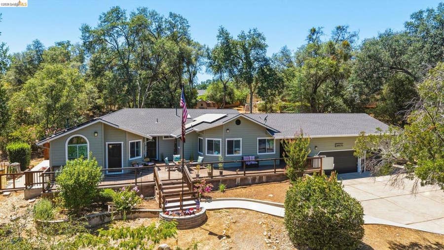Property photo for 18570 Pradera Real Rd, Sonora, CA