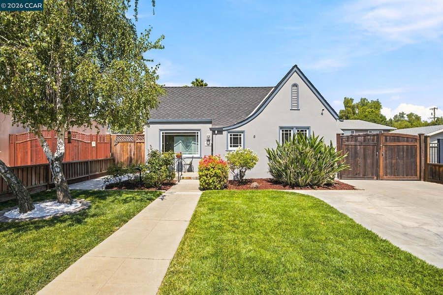 Property photo for 1455 Mckendrie St, San Jose, CA