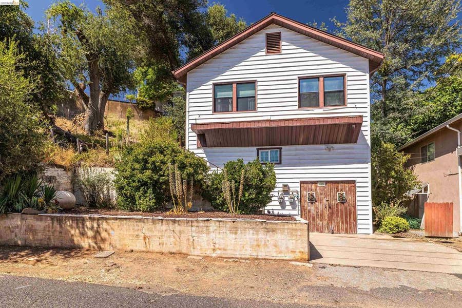 Property photo for 105 Upper Sunset, Sonora, CA