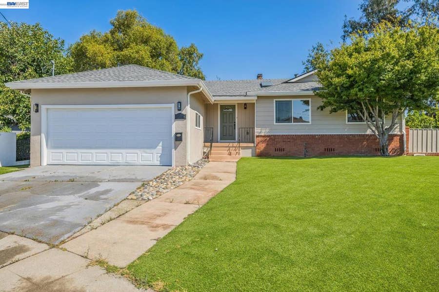 Property photo for 24818 Saint Luke Ct, Hayward, CA