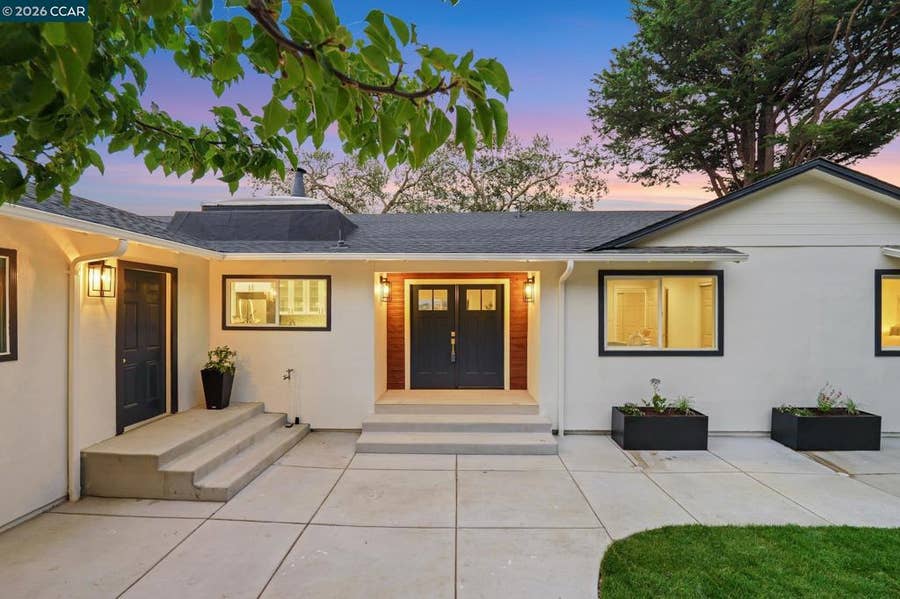 Property photo for 123 Oak Springs Drive, San Anselmo, CA