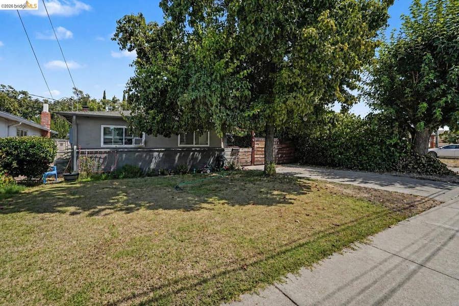 Property photo for 536 4Th St, Brentwood, CA