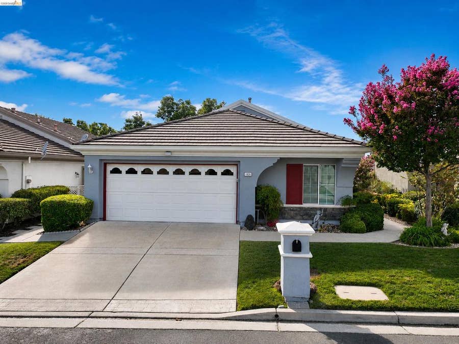 Property photo for 1926 Crispin Drive, Brentwood, CA