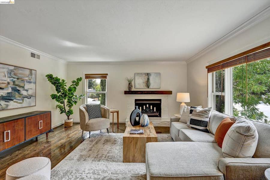 Property photo for 4656 Redding St, Oakland, CA