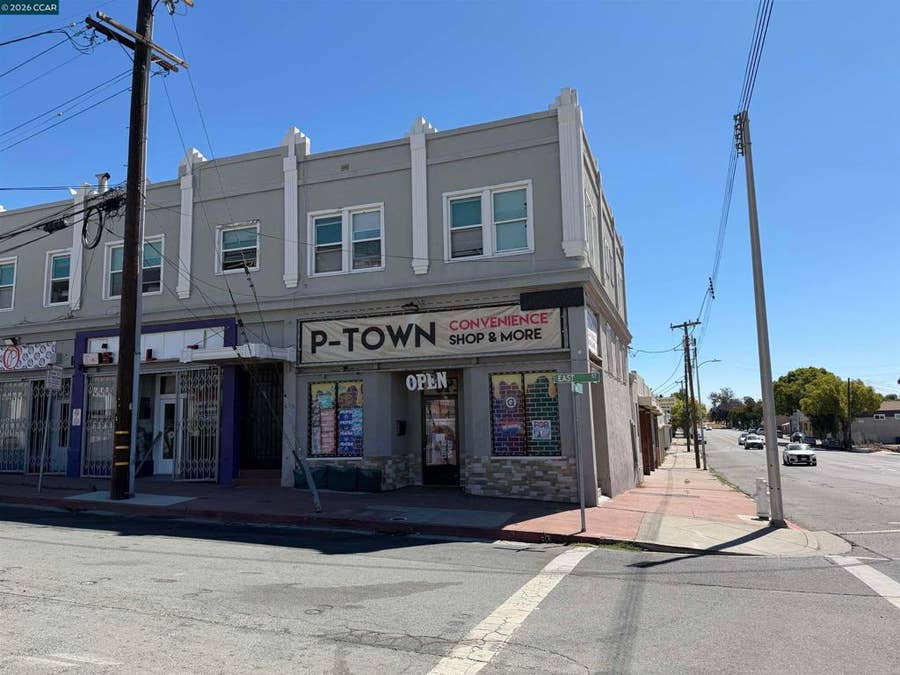 Property photo for 995 East St, Pittsburg, CA