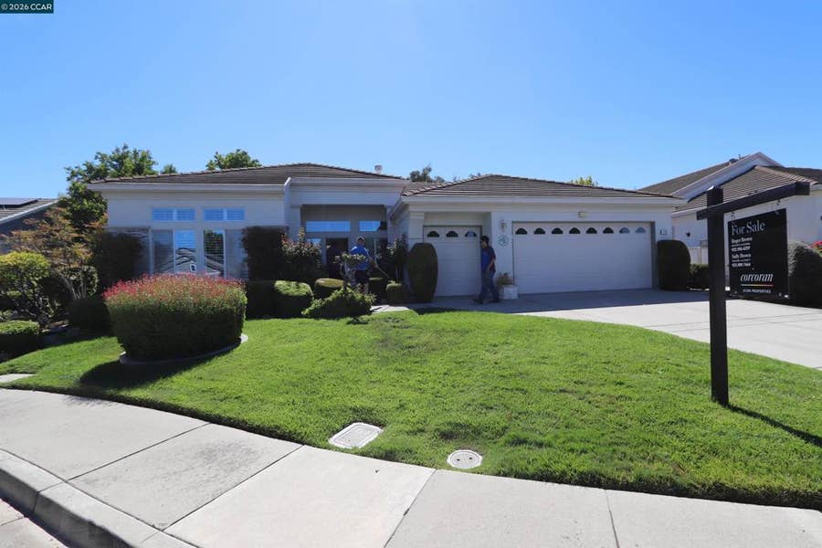 Property photo for 710 Central Park Pl, Brentwood, CA