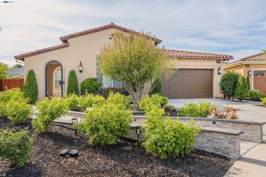 Property photo for 2063 Reserva Court, Brentwood, CA