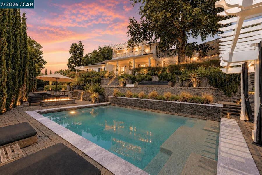 Property photo for 950 Country Lane, Walnut Creek, CA