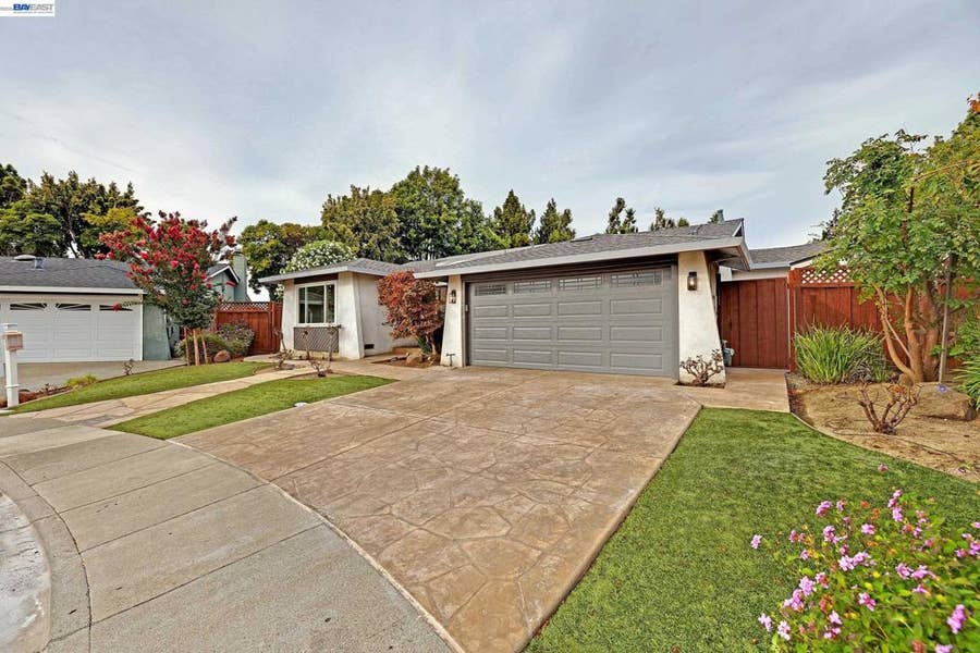 Property photo for 34232 Atteridge Pl, Fremont, CA