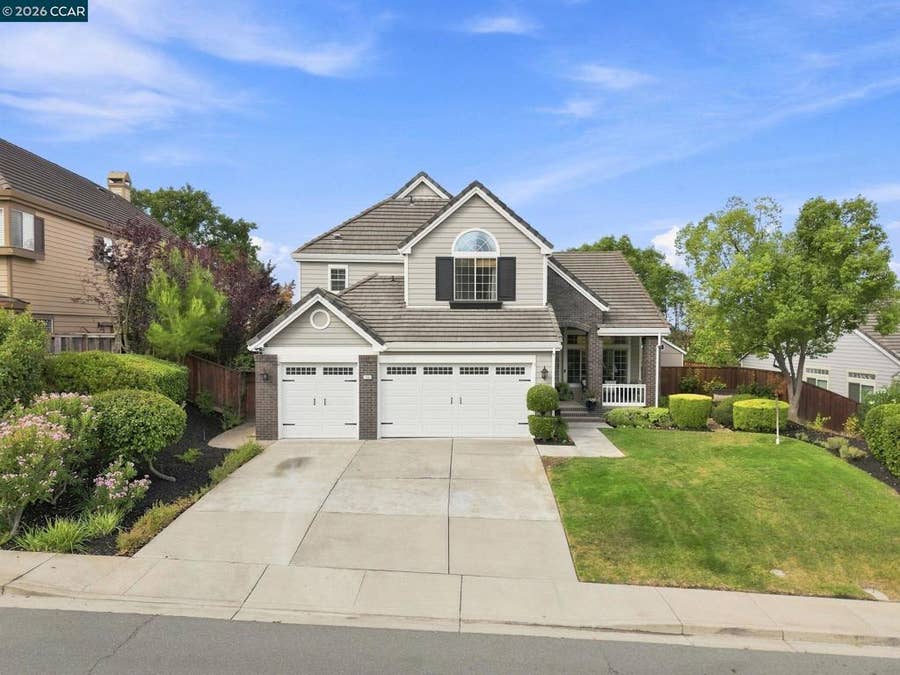 Property photo for 308 Ahwanee Lane, Clayton, CA