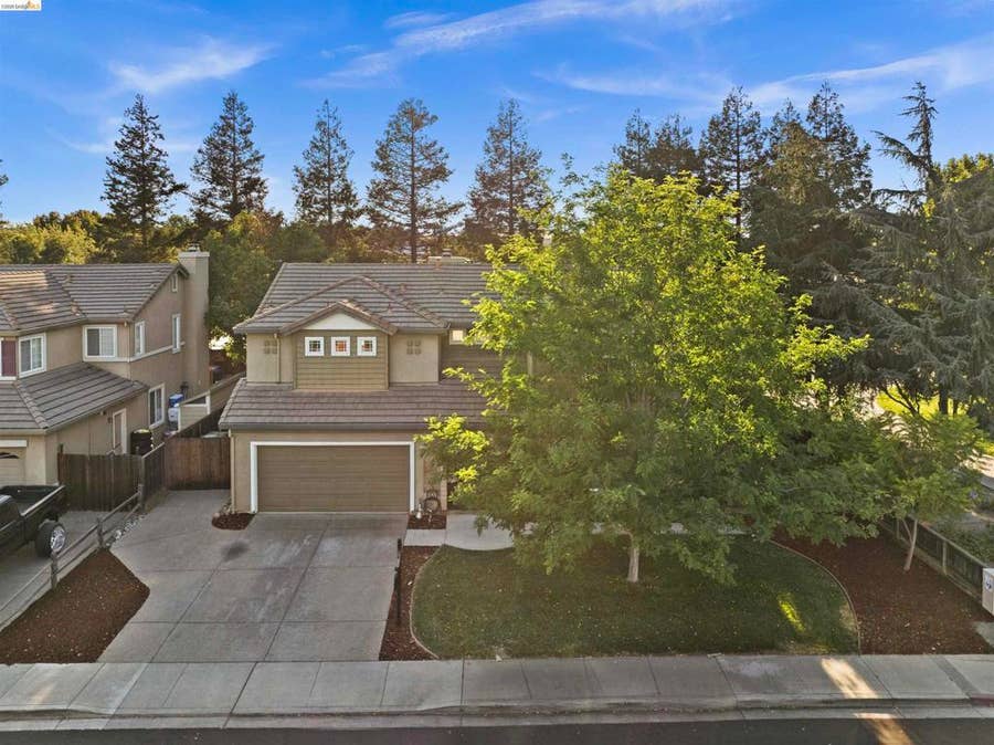 Property photo for 1049 Meadowgate Way, Brentwood, CA