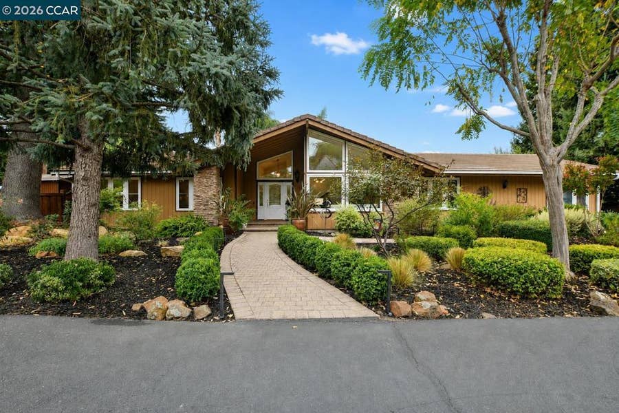 Property photo for 5179 Alhambra Valley Rd, Martinez, CA