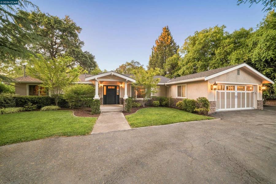 Property photo for 2065 Diablo Rd, Danville, CA