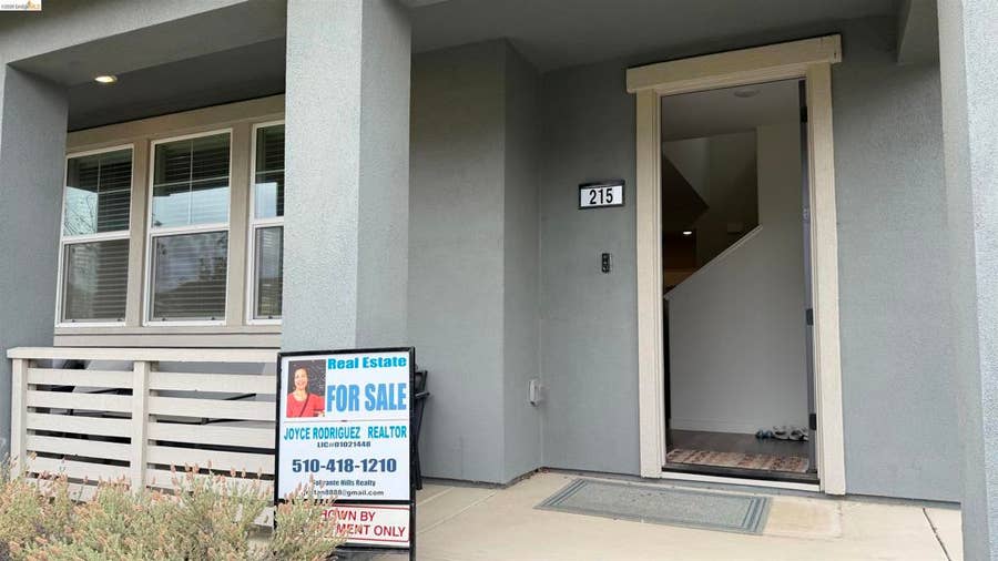 Property photo for 215 Manatee, Suisun City, CA