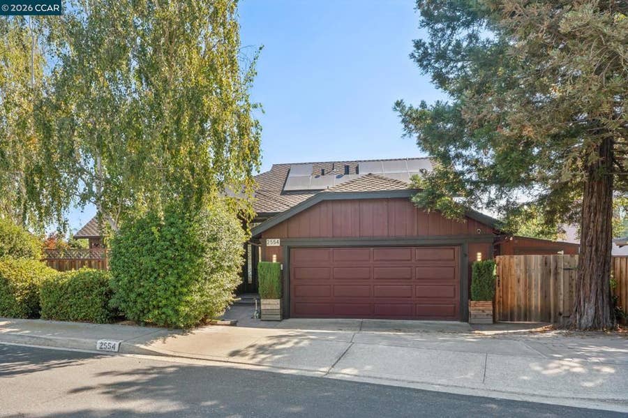 Property photo for 2554 Holly View Ct, Martinez, CA