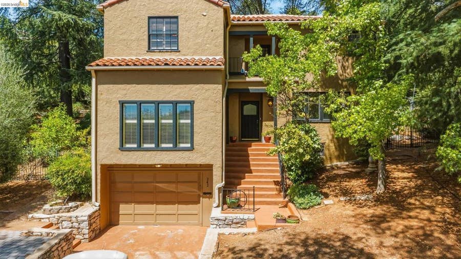 Property photo for 242 Hillcrest Dr, Sonora, CA