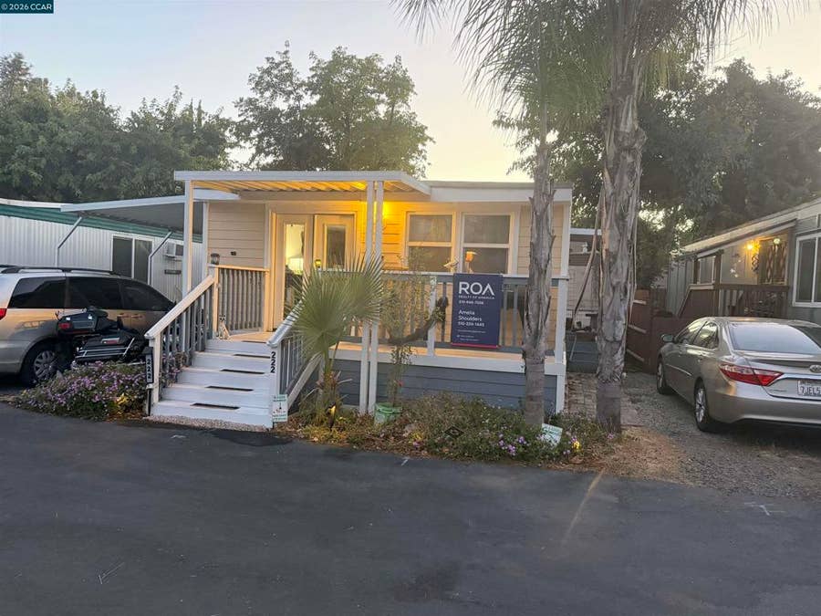 Property photo for 703 W Oro Dam Blvd, Oroville, CA