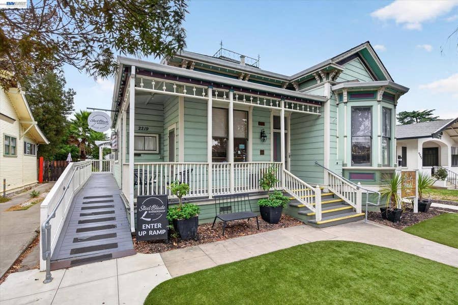 Property photo for 2221 3Rd St, Livermore, CA