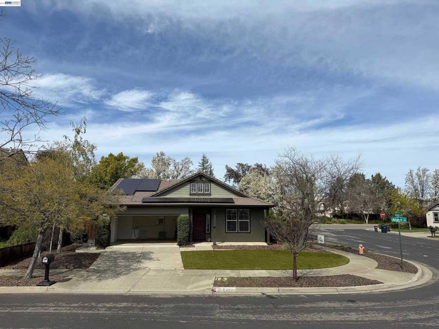 Property photo for 6492 Altamar Cir, Livermore, CA
