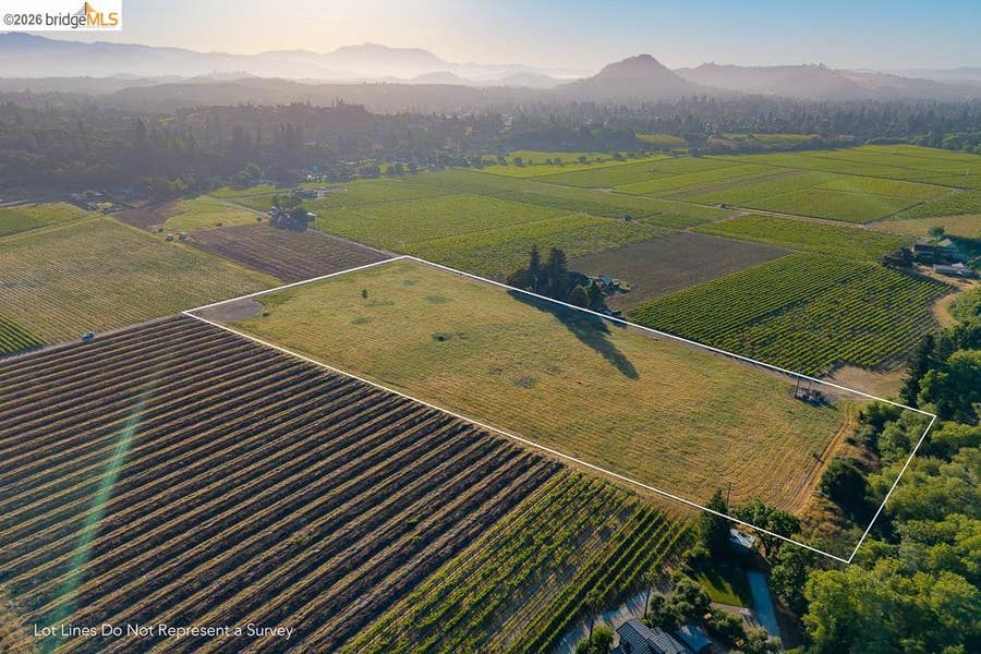 Property photo for 838 Dry Creek, Healdsburg, CA