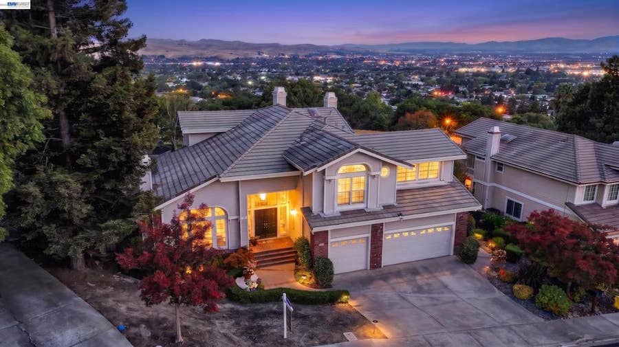 Property photo for 8257 Brittany Dr, Dublin, CA