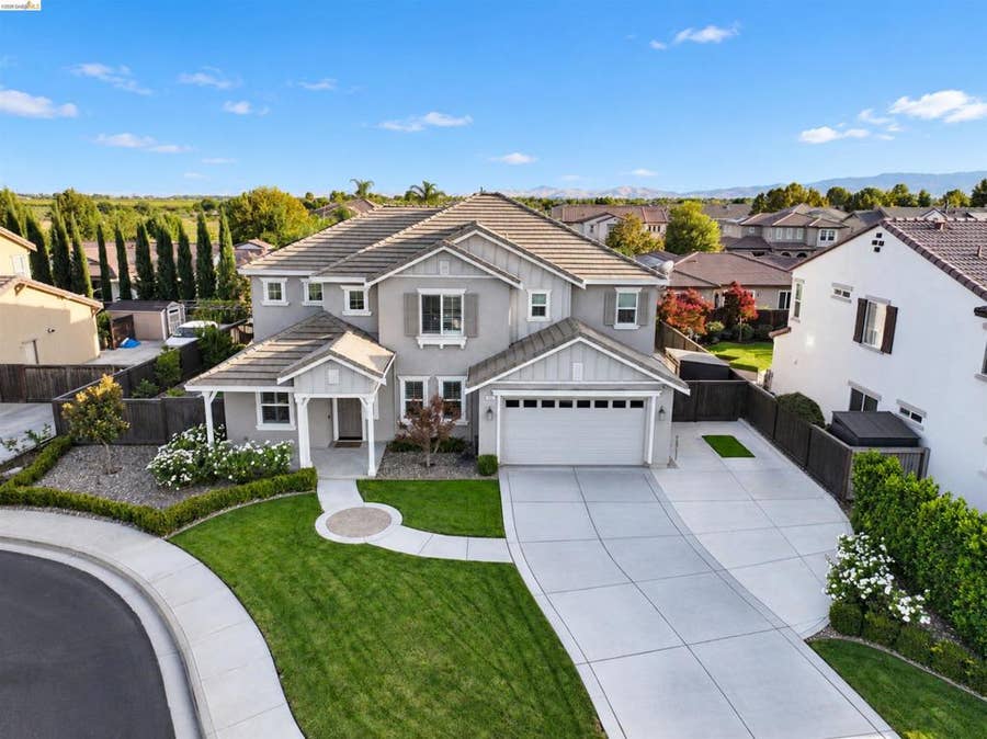 Property photo for 682 Norwood Ct, Brentwood, CA